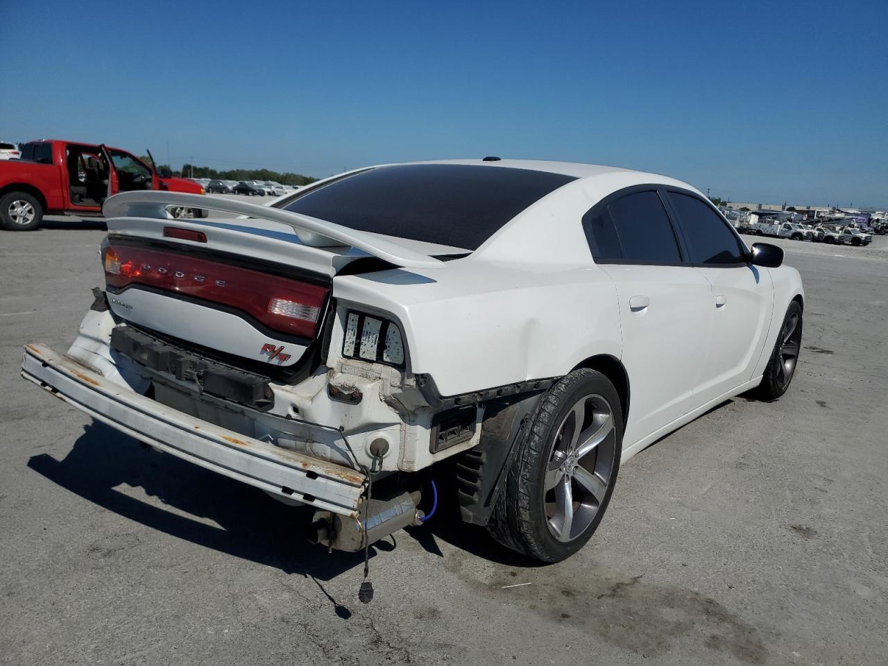 2014 Dodge Charger R/T - Image 3