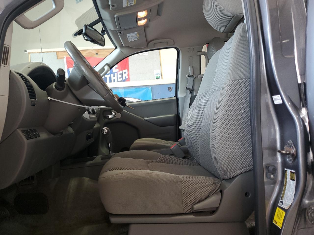 2016 Nissan Frontier S - Фото 7