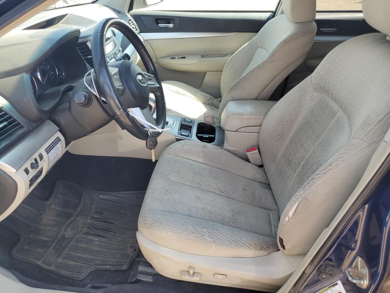 2010 Subaru Outback 2.5I Premium - Фото 7