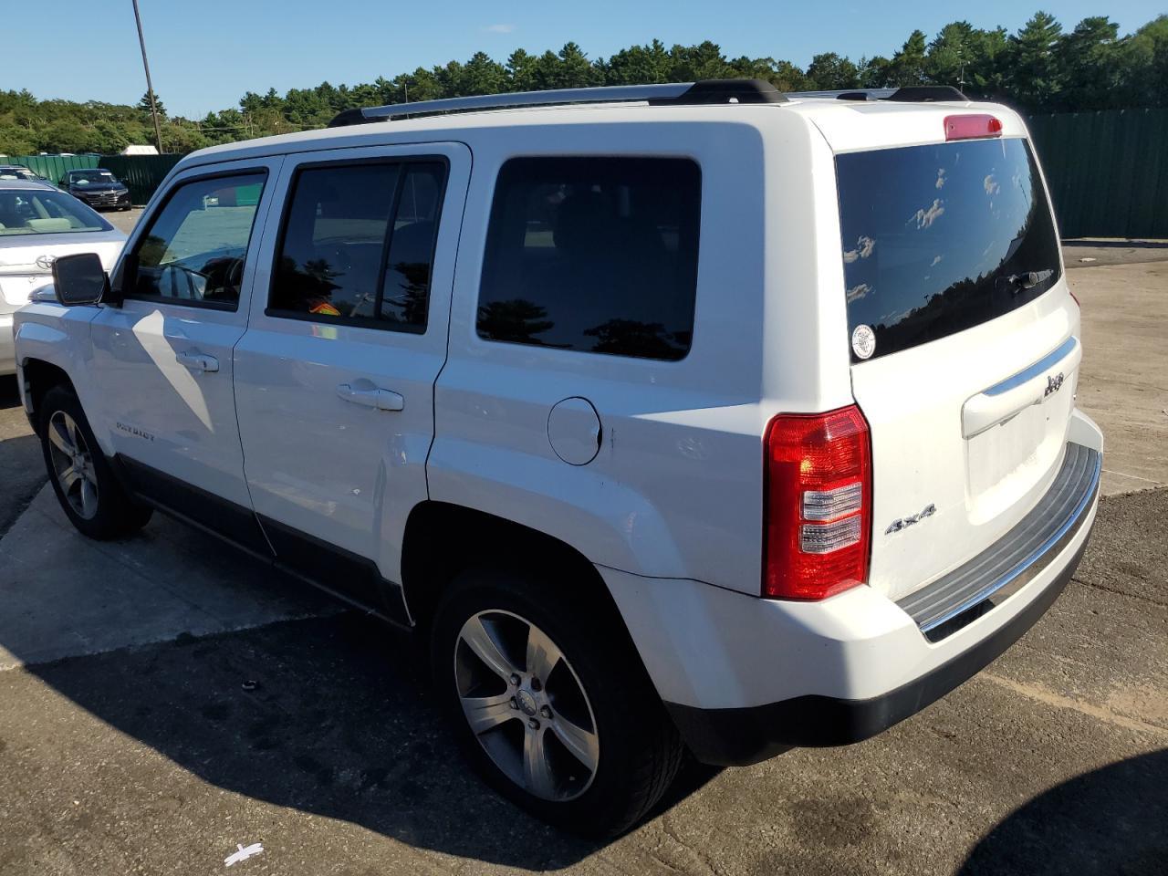 2016 Jeep Patriot Latitude - Фото 2