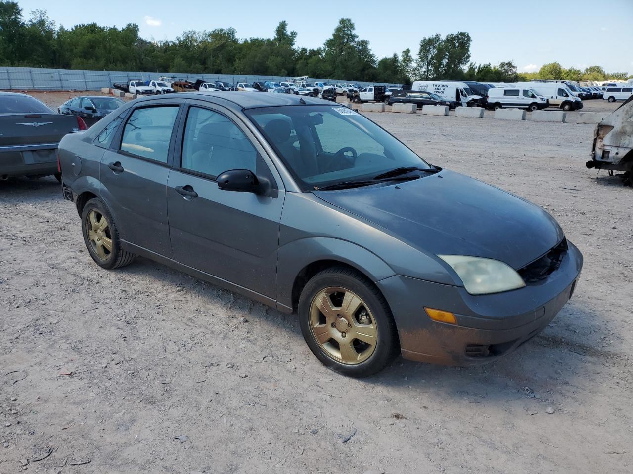 2005 Ford Focus Zx4 - Фото 4
