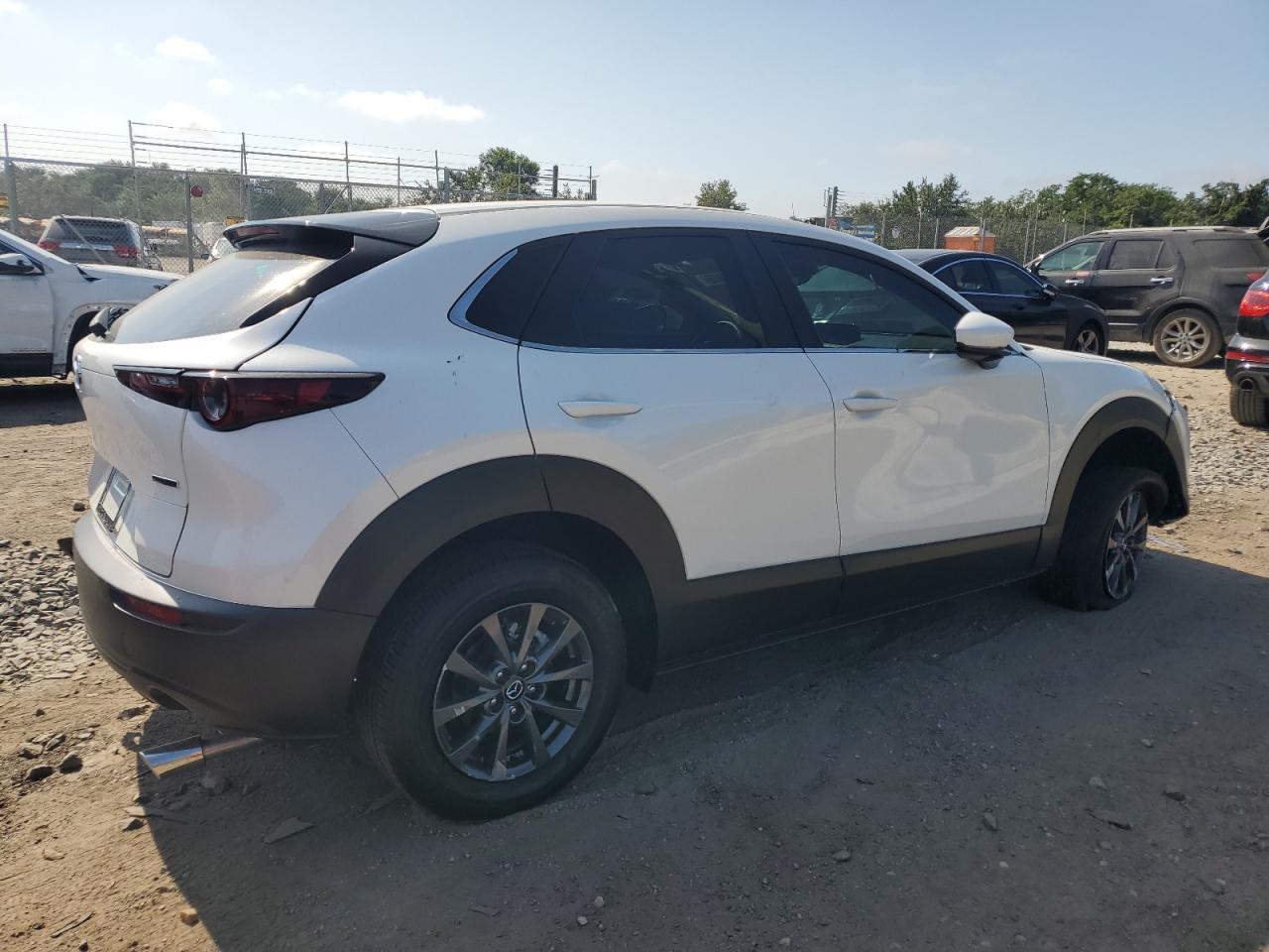 2025 Mazda Cx-30 - Фото 3