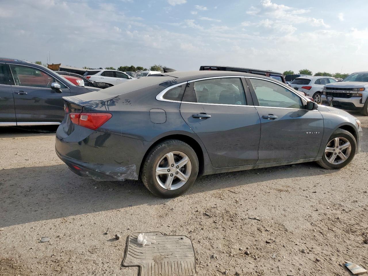 2021 Chevrolet Malibu Ls - Image 3