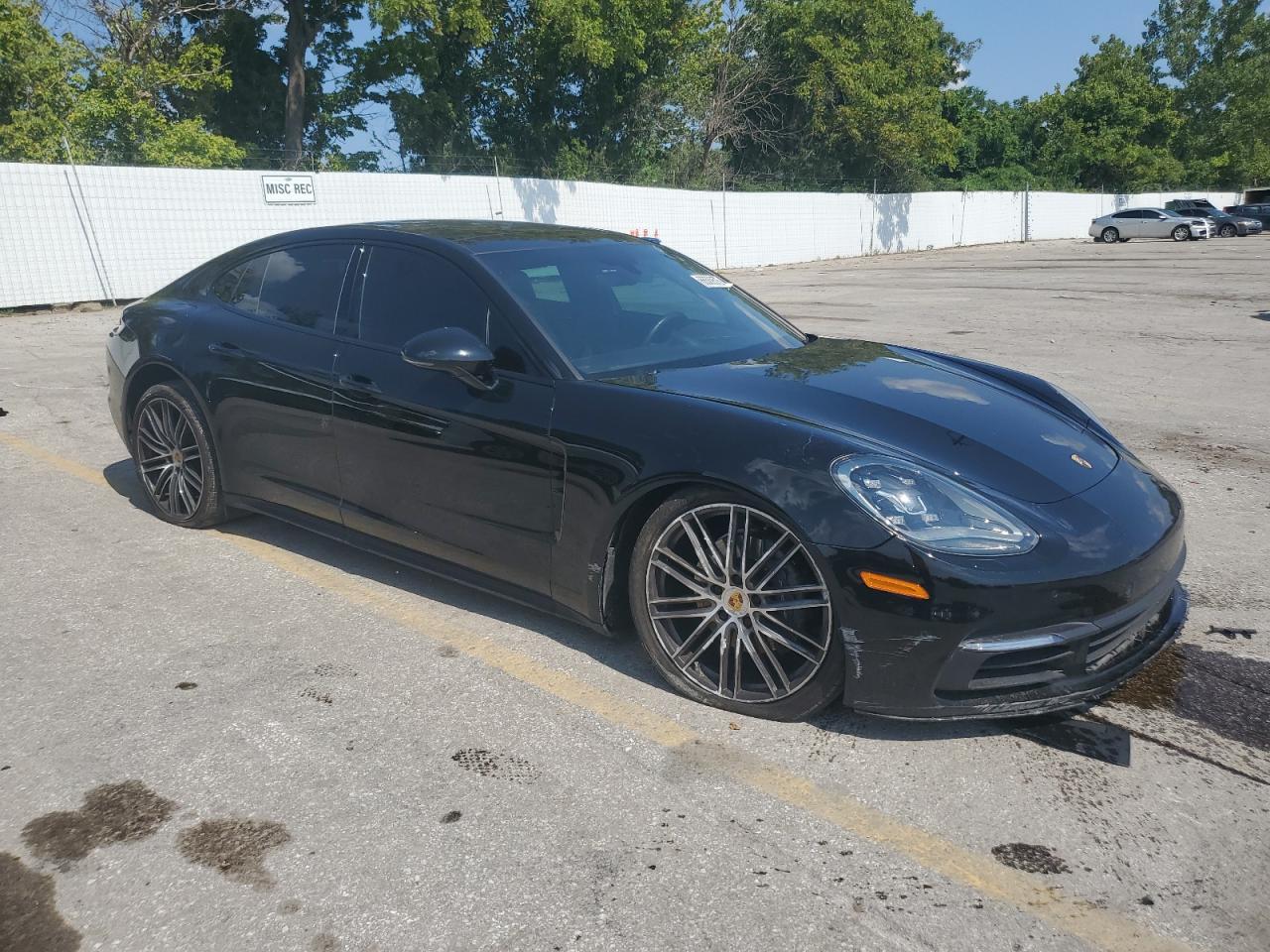 2018 Porsche Panamera 4 - Image 4