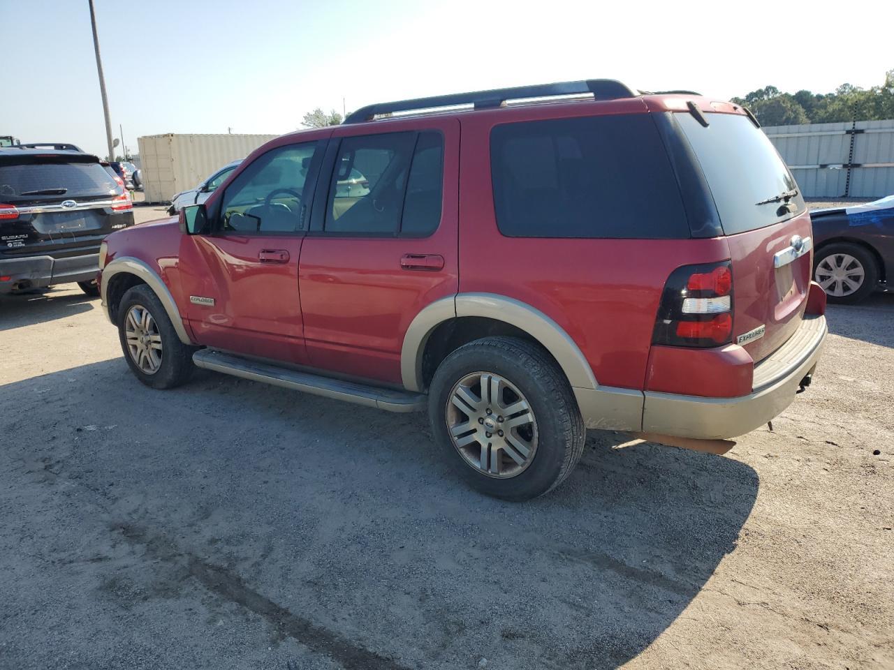 2008 Ford Explorer Eddie Bauer - Image 2