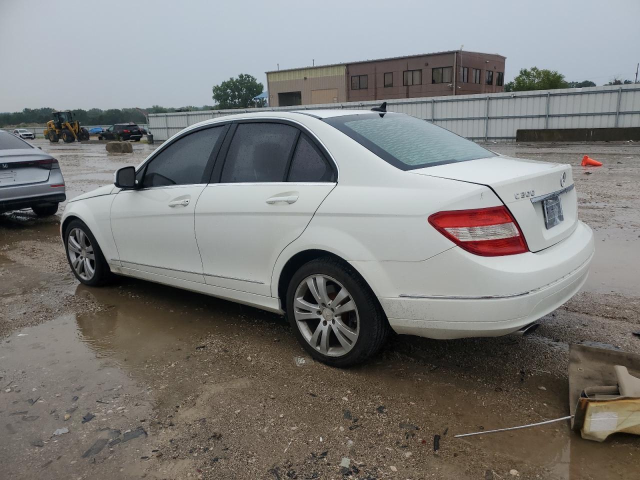2009 Mercedes-Benz C 300 - Фото 2