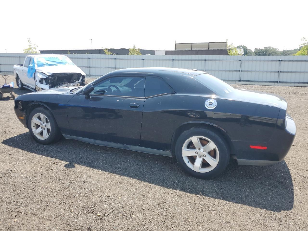 2011 Dodge Challenger - Фото 2