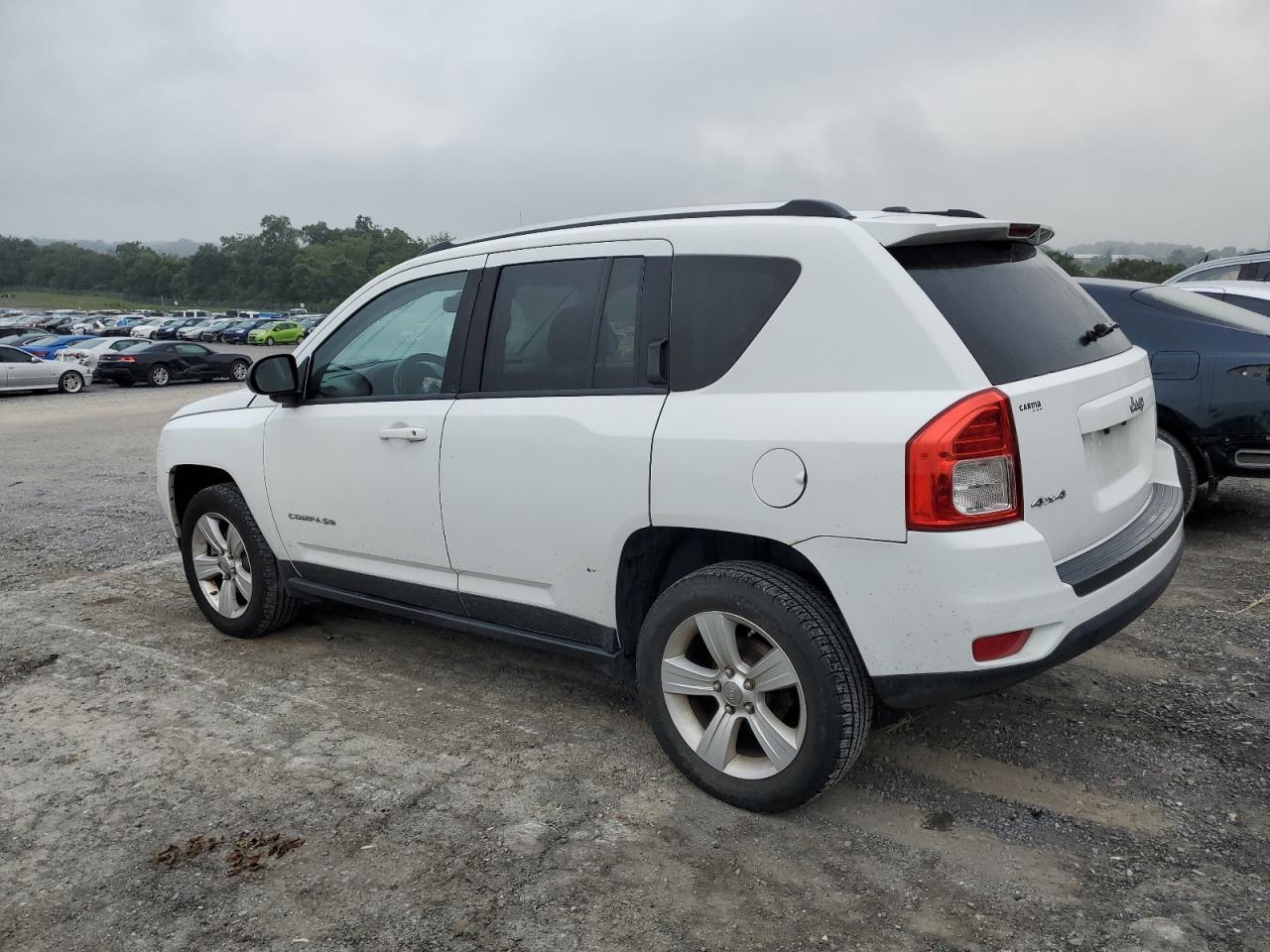 2012 Jeep Compass Latitude - Фото 2