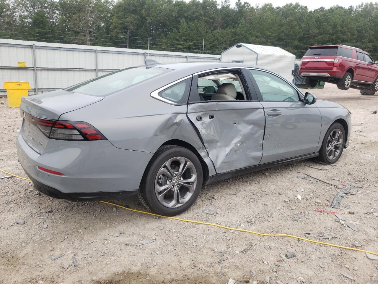 2025 Honda Accord Hybrid Exl - Image 3