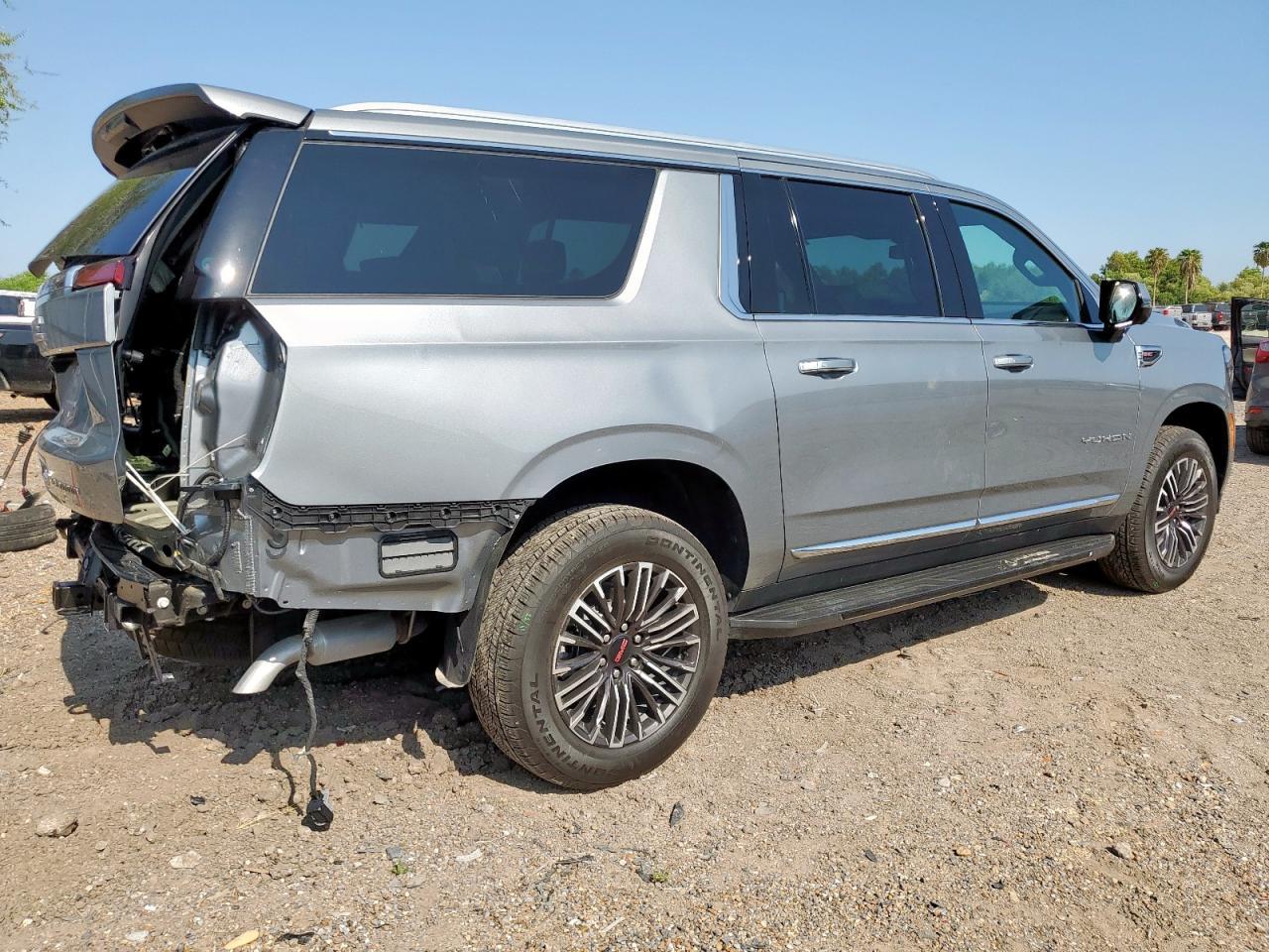 2025 GMC Yukon Xl Elevation - Image 3
