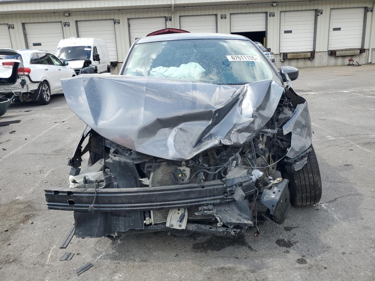 2019 Nissan Sentra S - Фото 5