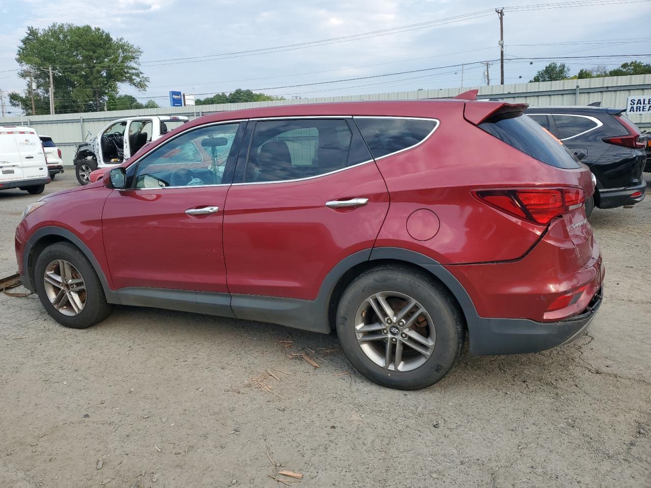 2017 Hyundai Santa Fe Sport - Image 2