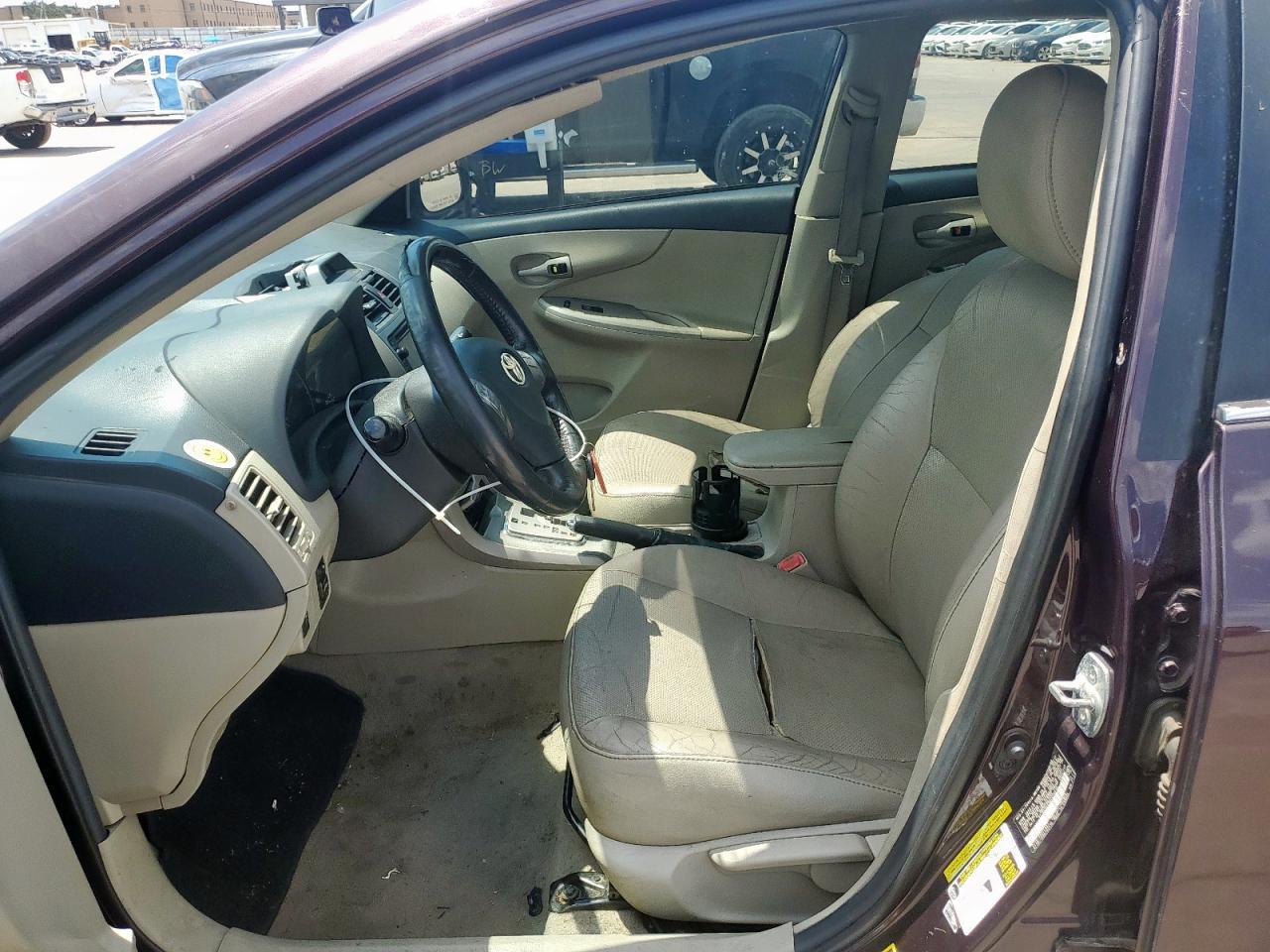 2013 Toyota Corolla Base - Фото 7