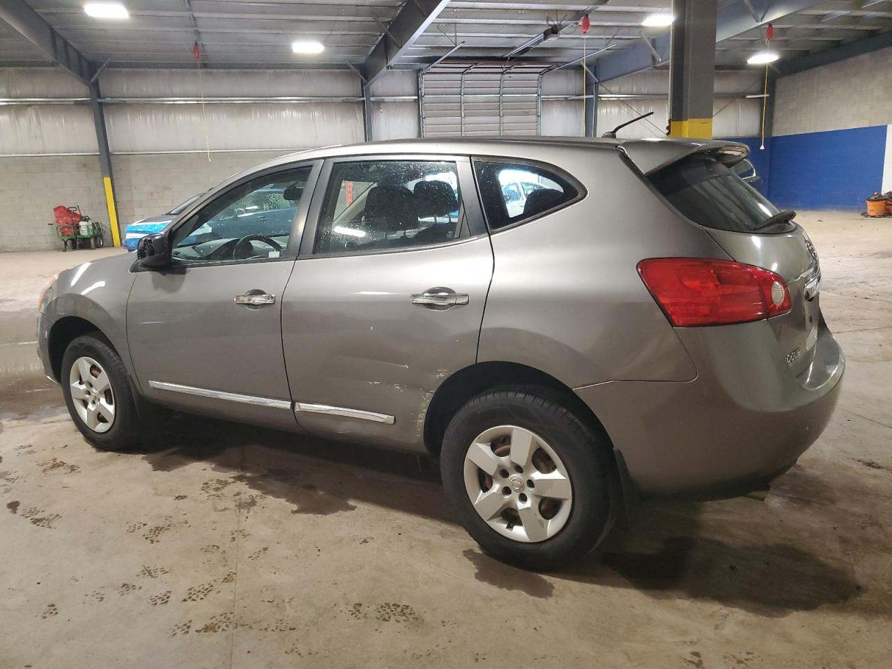 2011 Nissan Rogue S - Фото 2