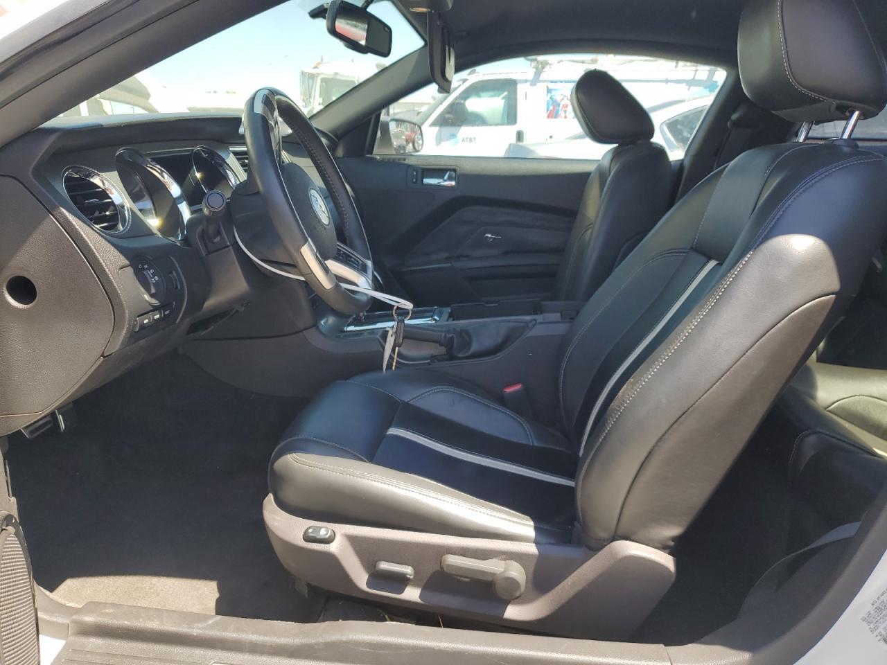 2010 Ford Mustang Gt - Фото 7