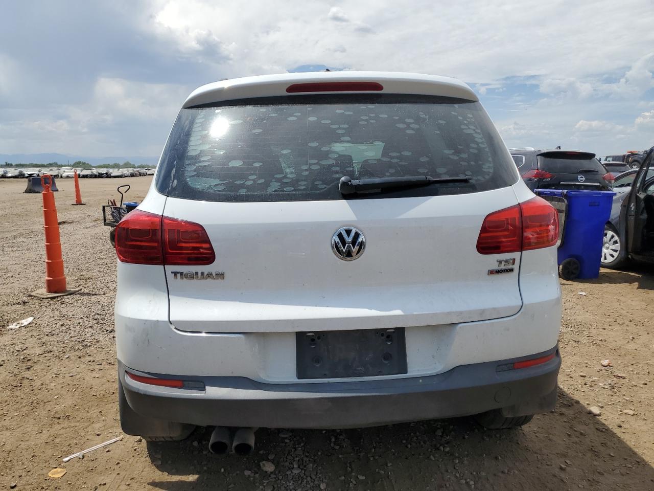 2017 Volkswagen Tiguan S - Фото 6