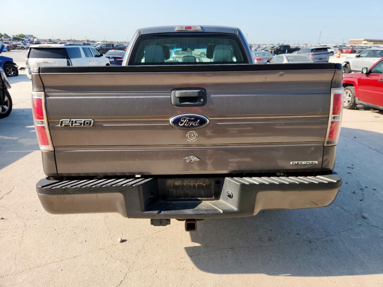 2014 Ford F150 Super Cab - Image 6