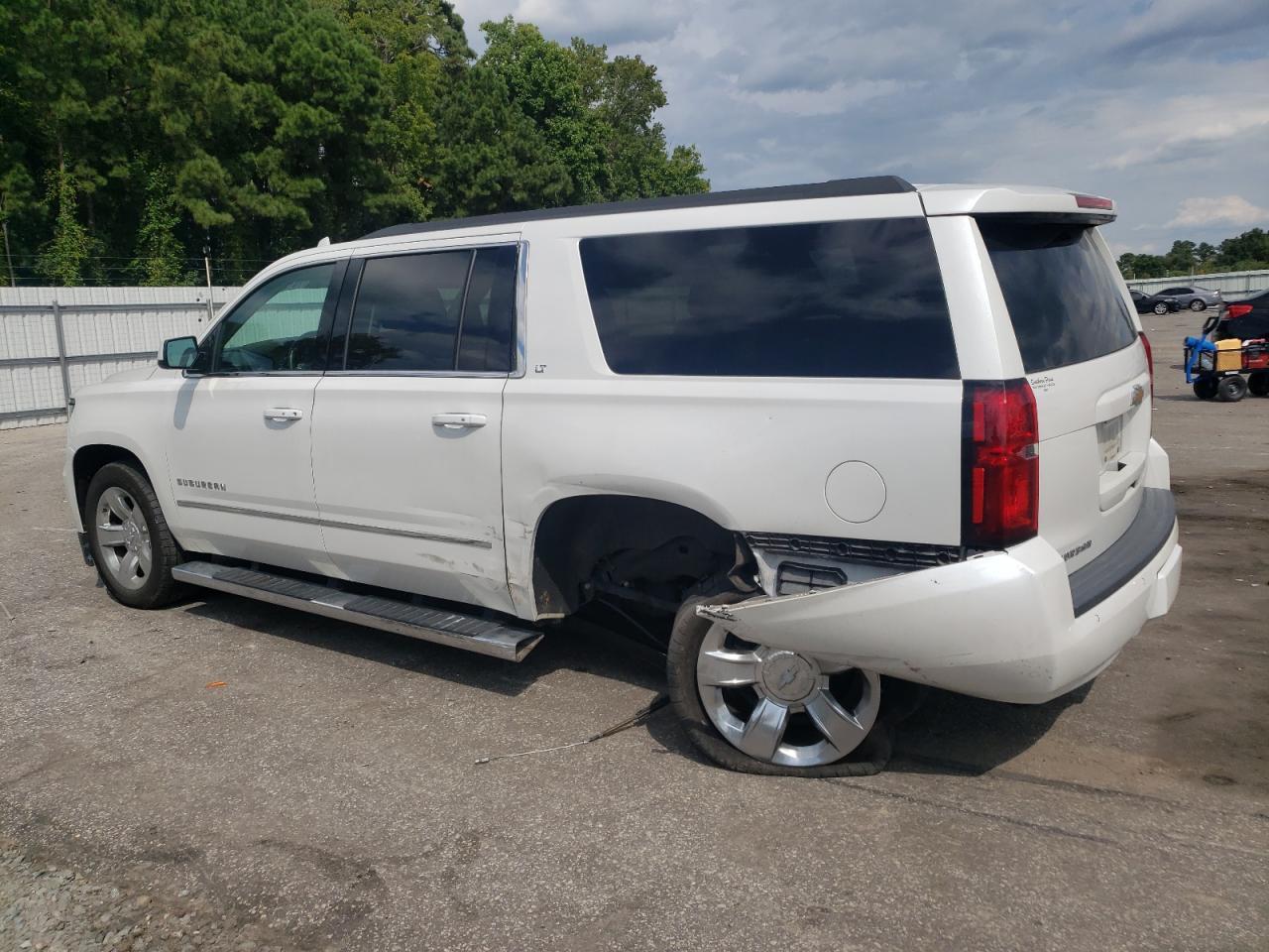 2019 Chevrolet Suburban K1500 Lt - Фото 2