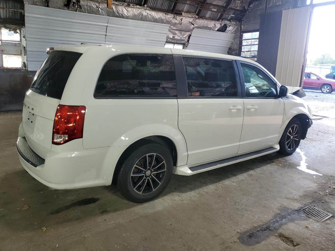 2018 Dodge Grand Caravan Sxt - Image 3