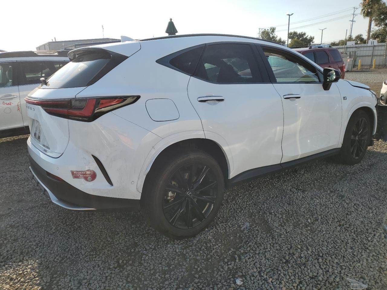 2025 Lexus Nx 450H Luxury - Фото 3