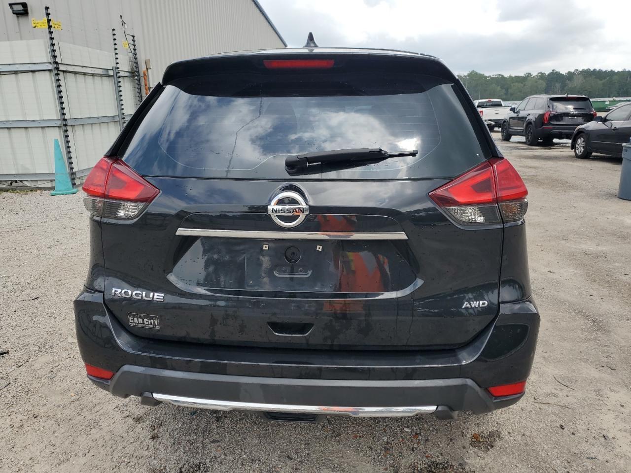2017 Nissan Rogue S - Фото 6
