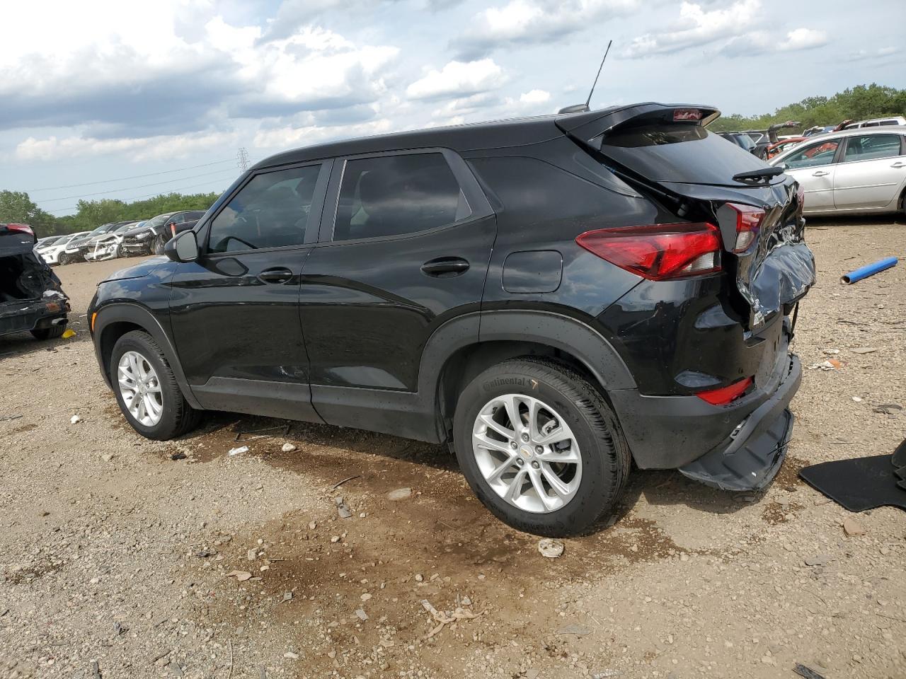 2024 Chevrolet Trailblazer Ls - Image 2