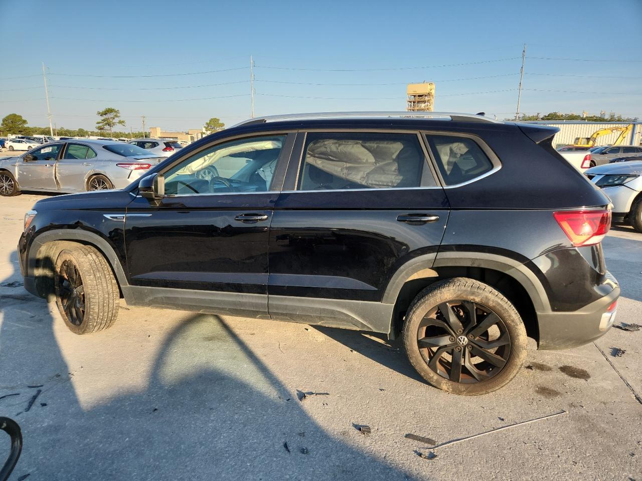 2022 Volkswagen Taos Se Iq Drive - Фото 2