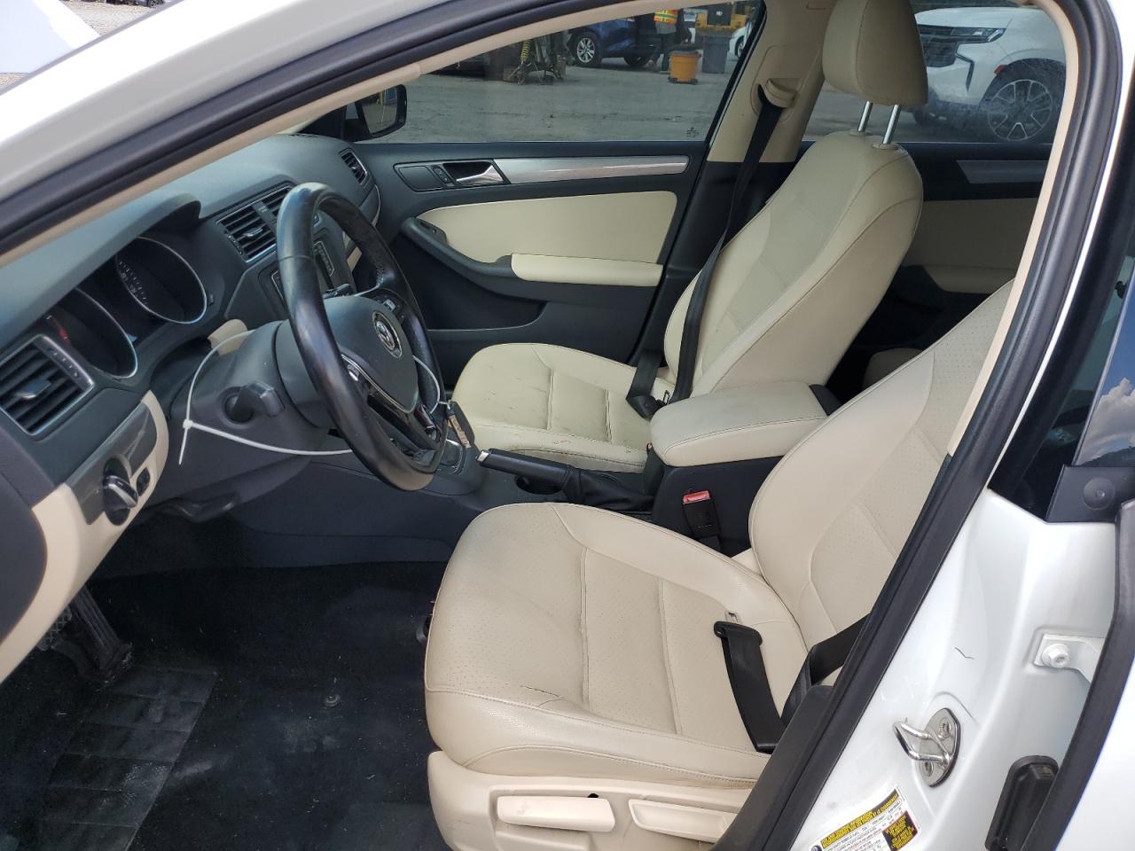 2018 Volkswagen Jetta Se - Image 7