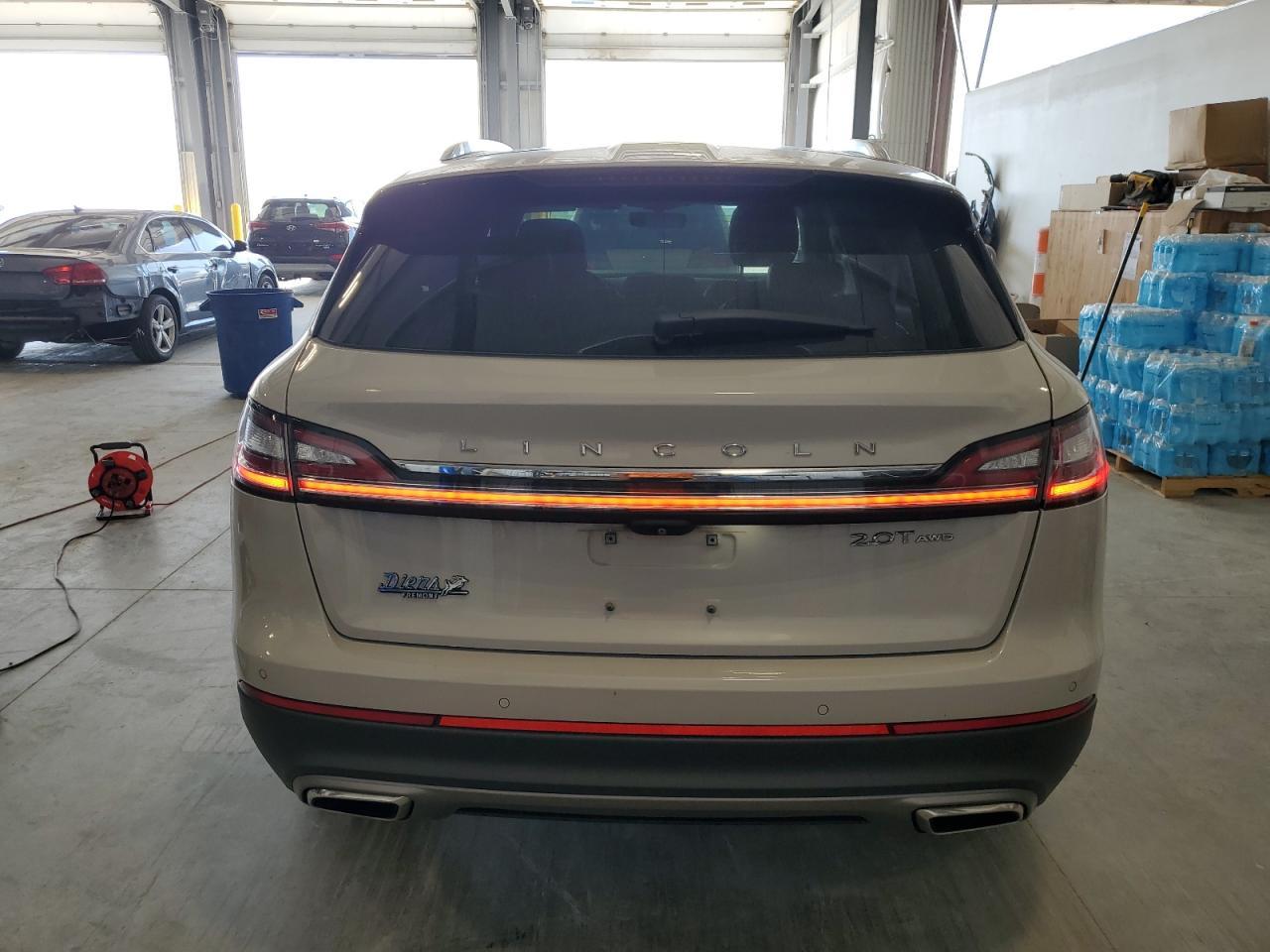 2020 Lincoln Nautilus Reserve - Image 6