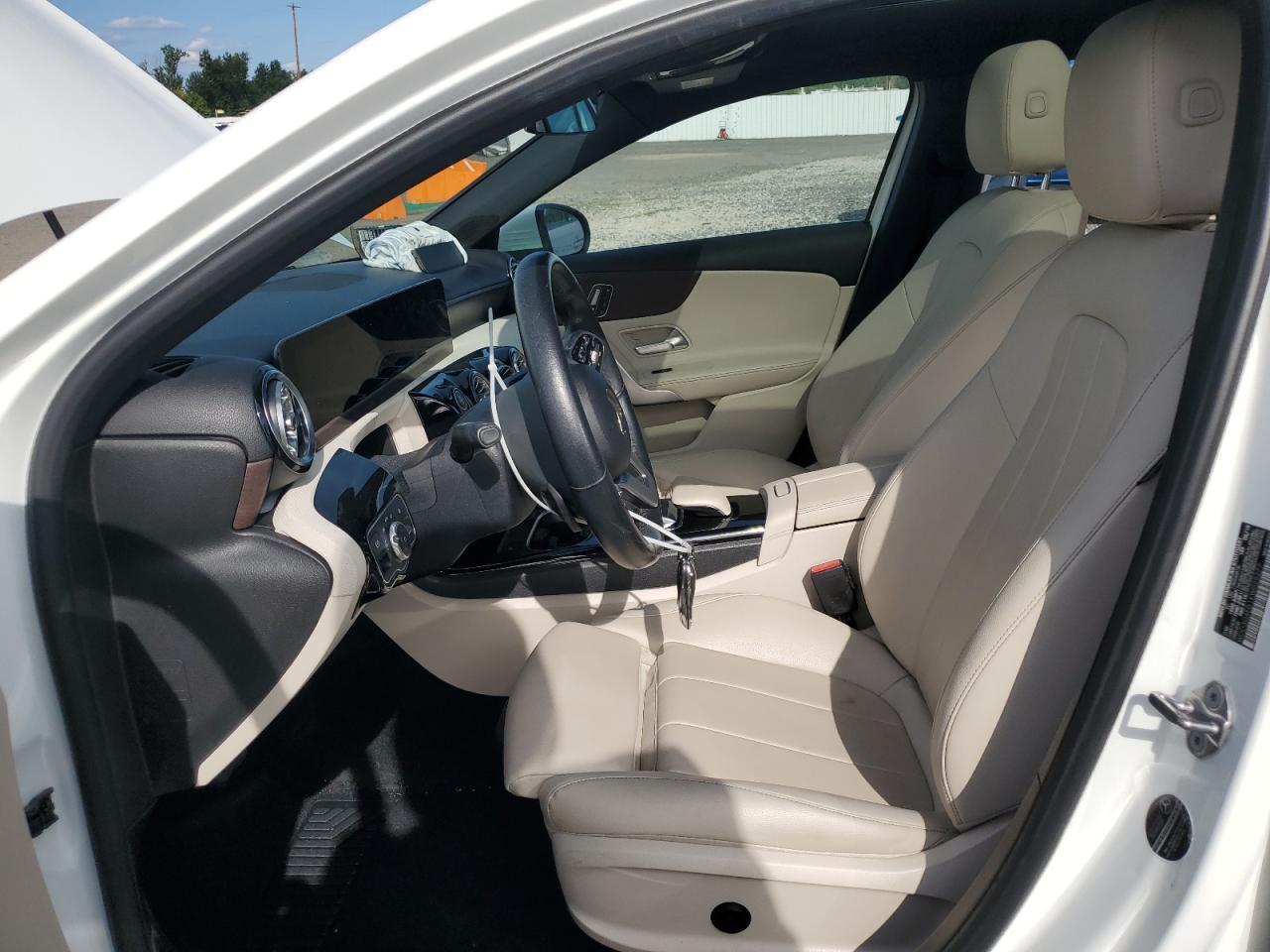 2019 Mercedes-Benz A 220 - Image 7