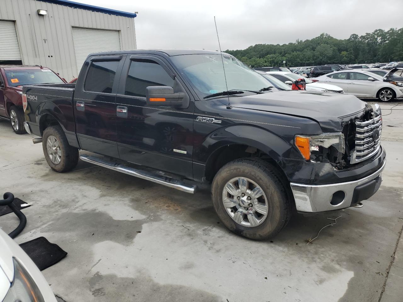 2011 Ford F150 Supercrew - Image 4