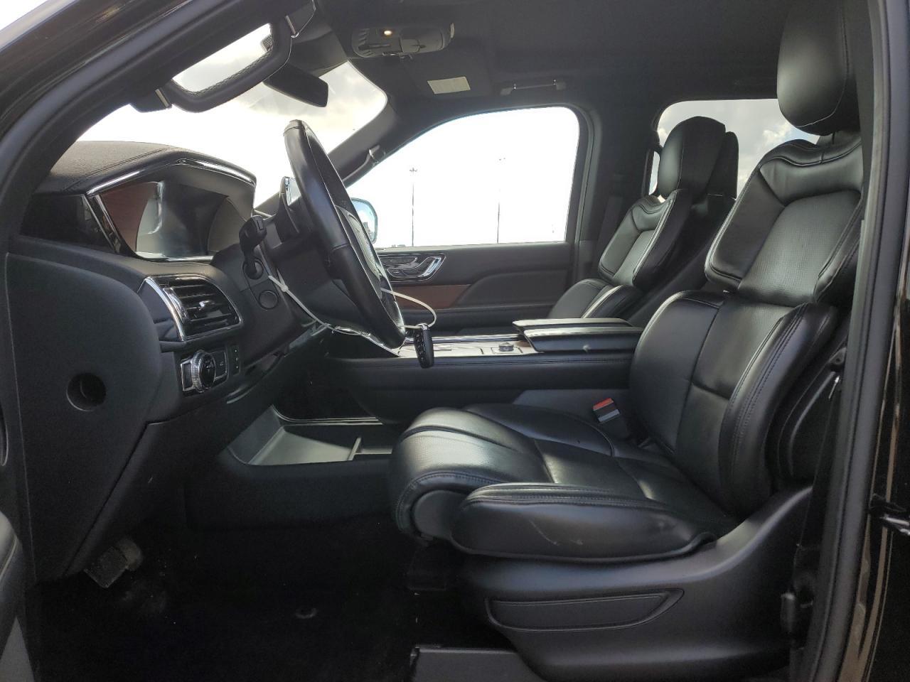 2021 Lincoln Navigator L Reserve - Image 7