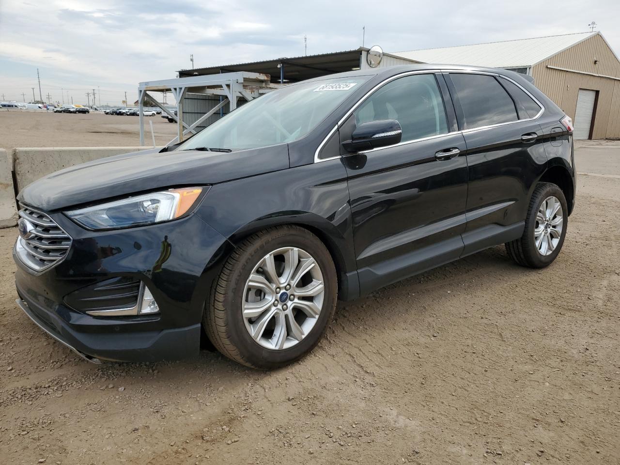 2022 Ford Edge Titanium