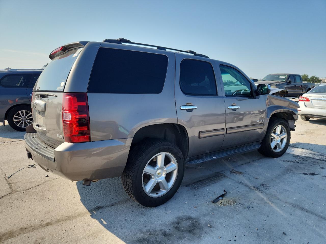 2012 Chevrolet Tahoe C1500 Ls - Фото 3