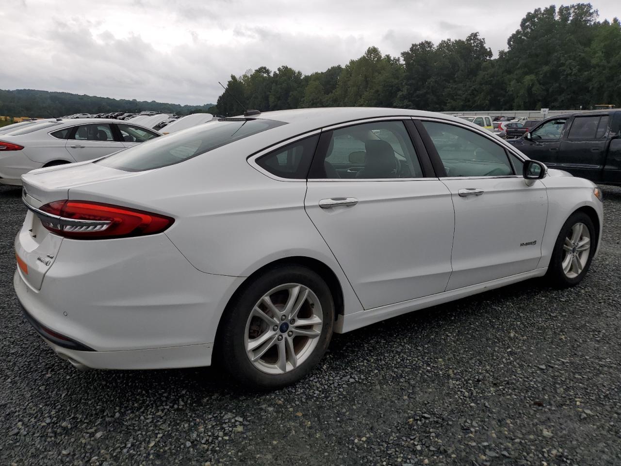 2018 Ford Fusion Se Hybrid - Image 3