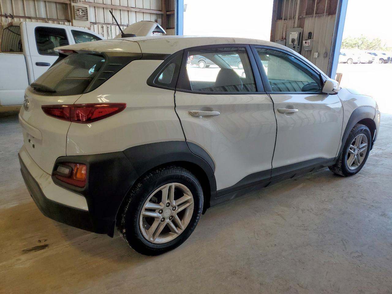 2020 Hyundai Kona Se - Фото 3