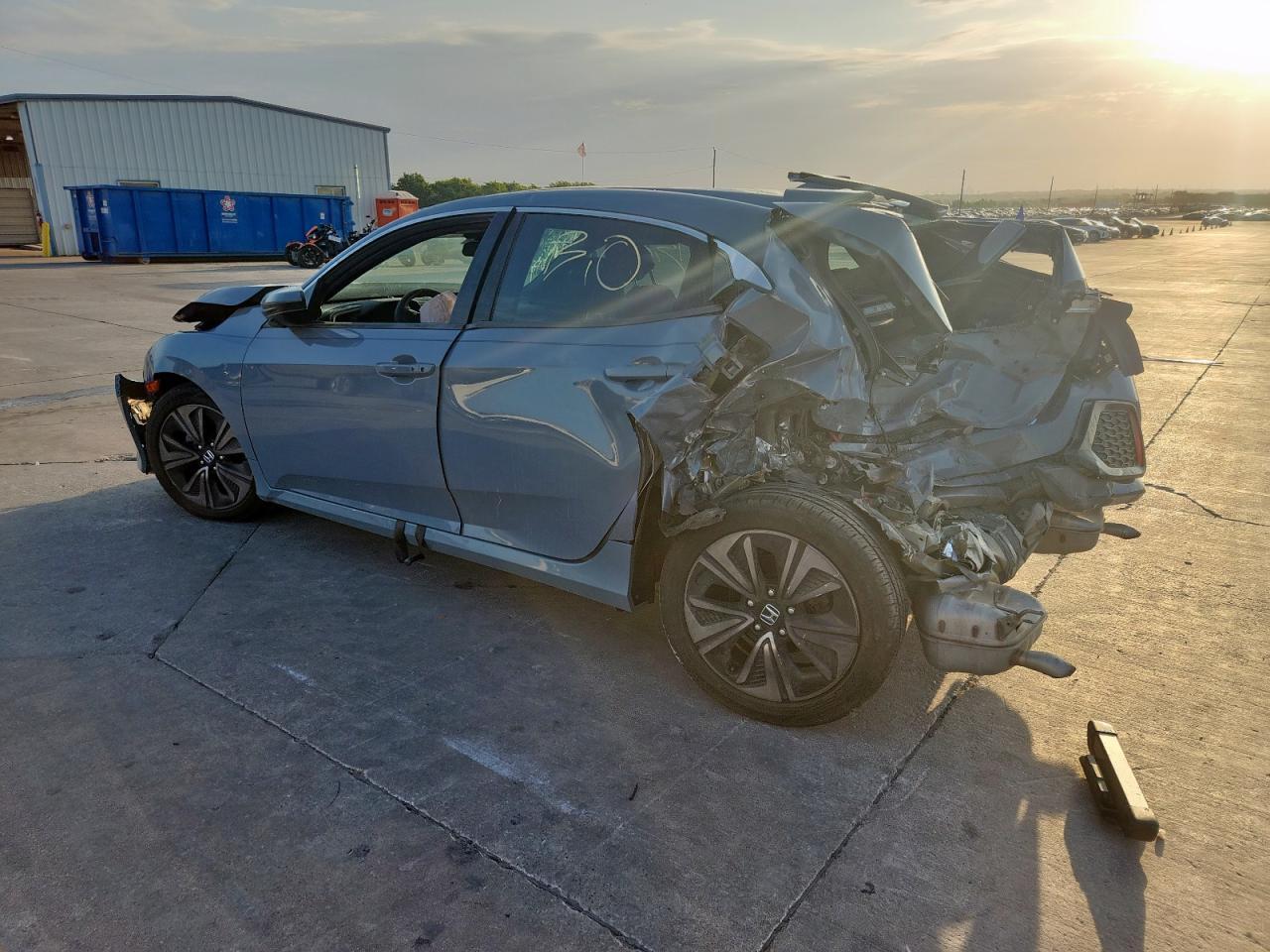 2017 Honda Civic Ex - Image 2