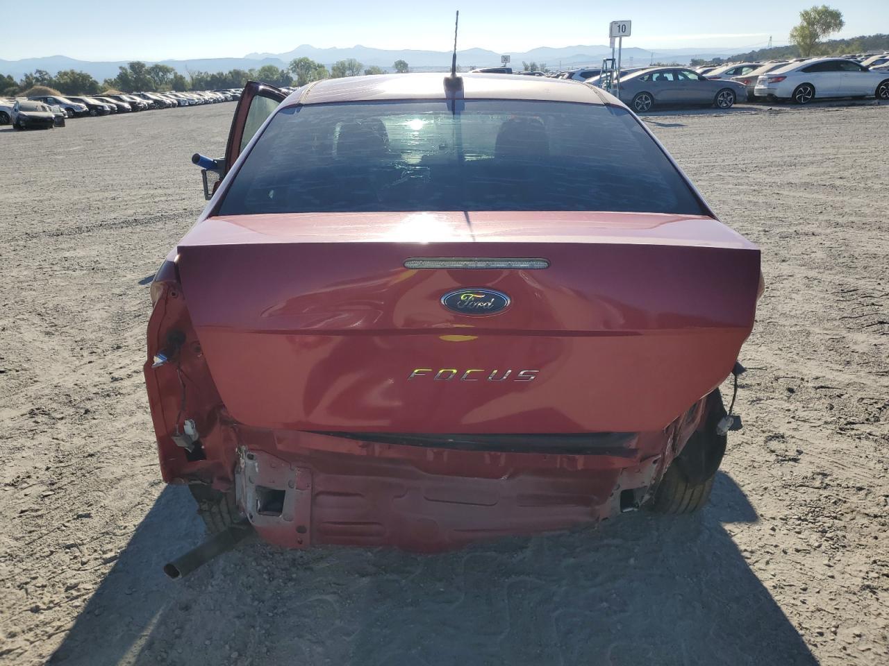 2011 Ford Focus S - Фото 6