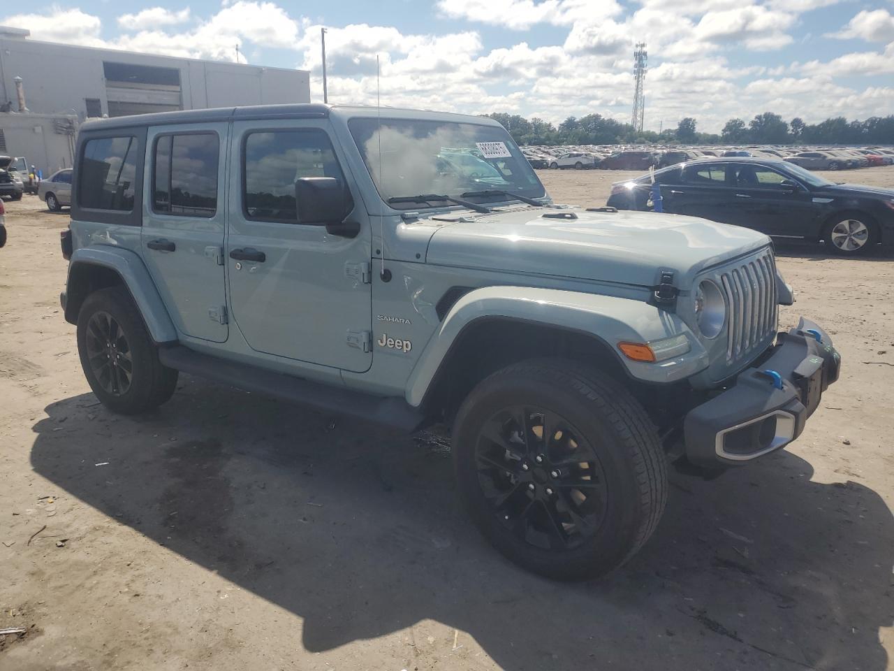 2023 Jeep Wrangler Sahara 4Xe - Фото 4