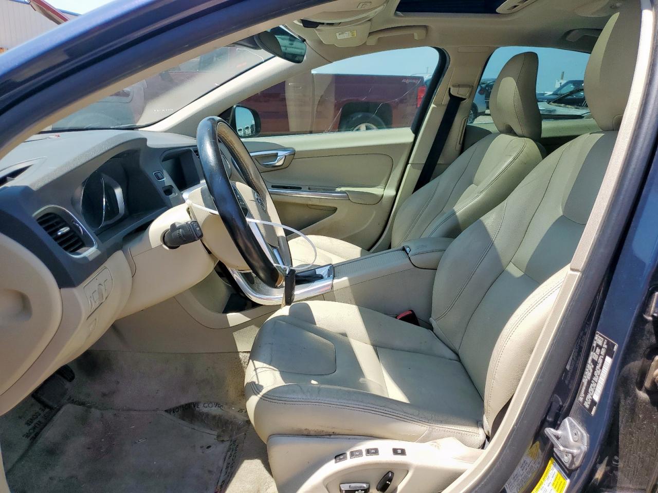 2015 Volvo S60 Platinum - Фото 7