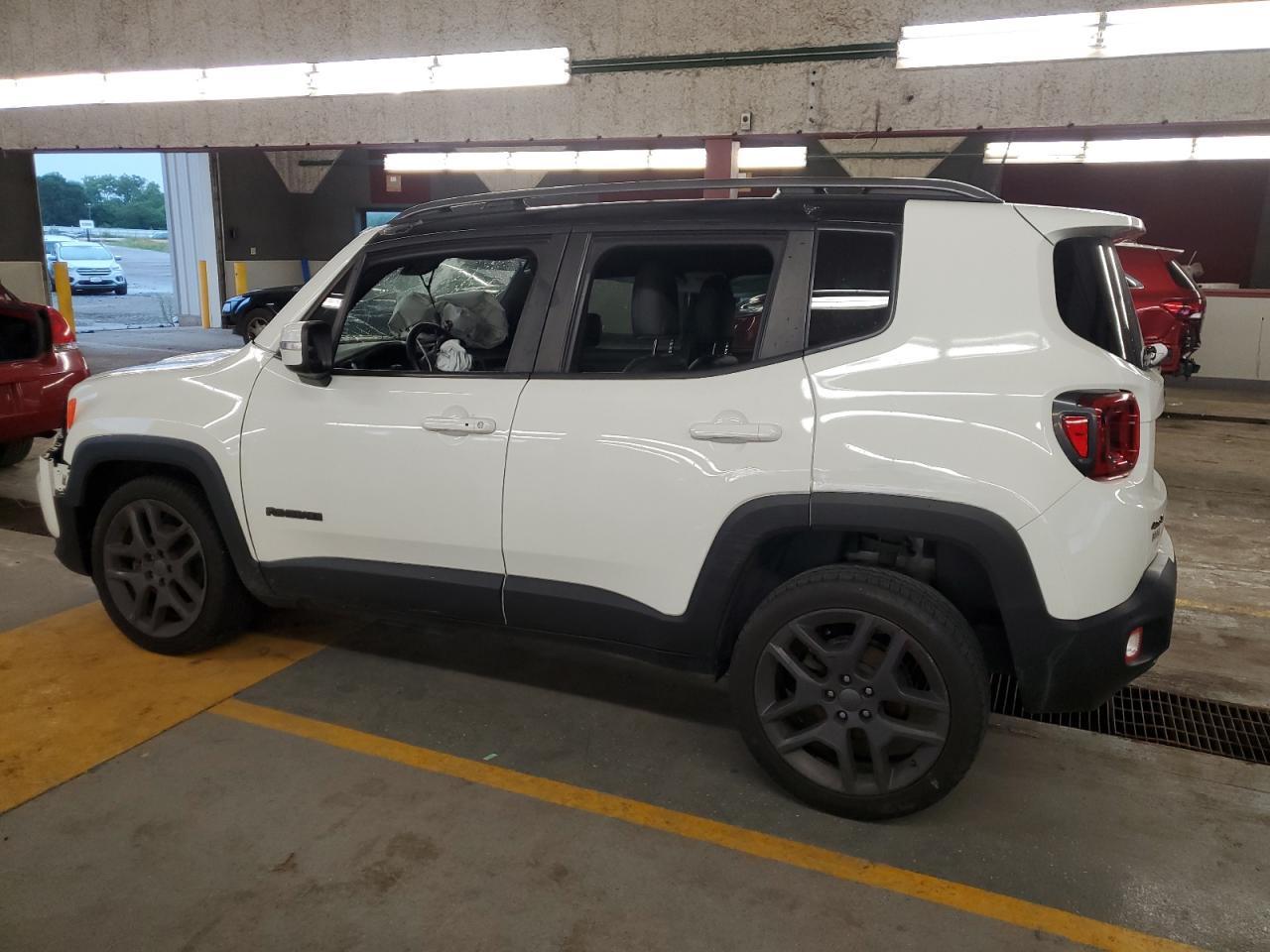 2020 Jeep Renegade Latitude - Фото 2