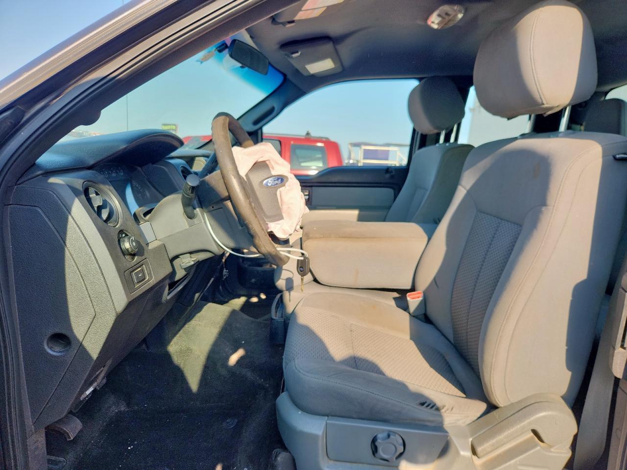2014 Ford F150 Super Cab - Image 7