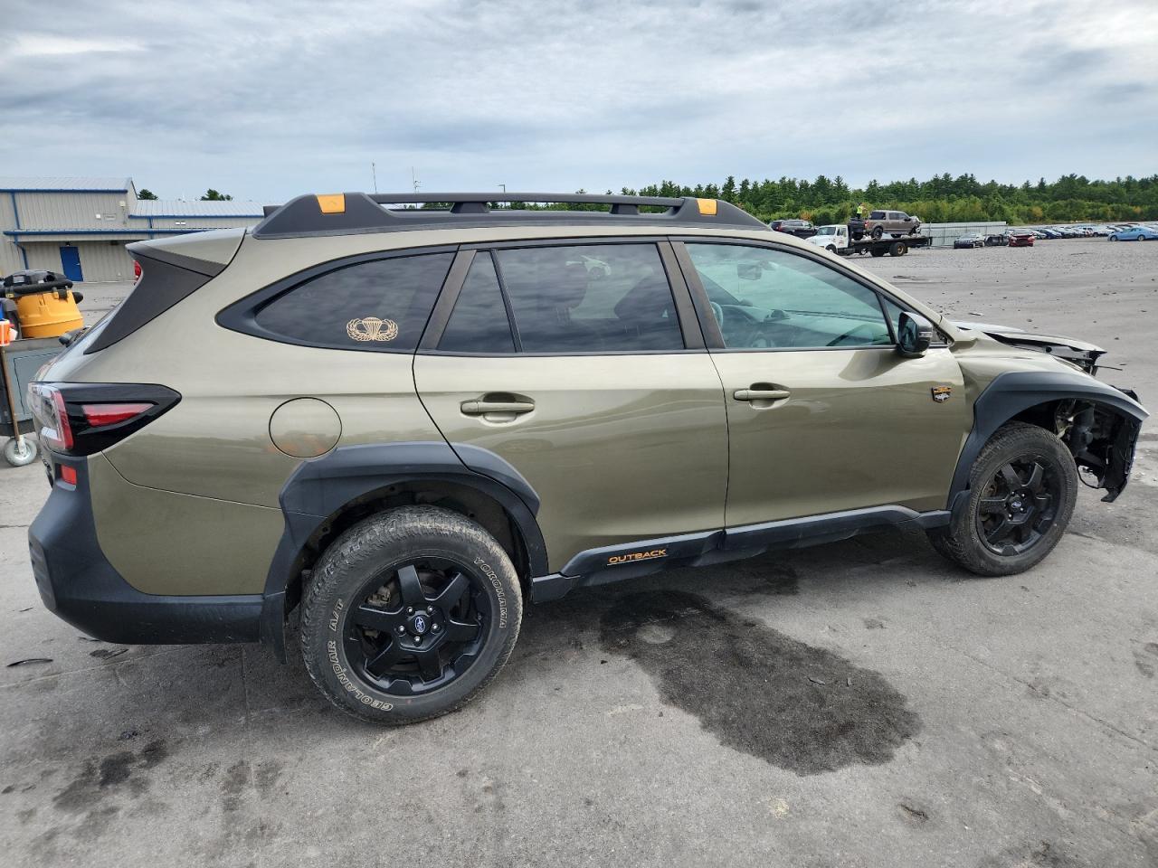 2022 Subaru Outback Wilderness - Фото 3