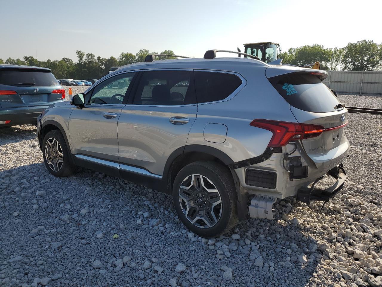 2022 Hyundai Santa Fe Limited - Фото 2
