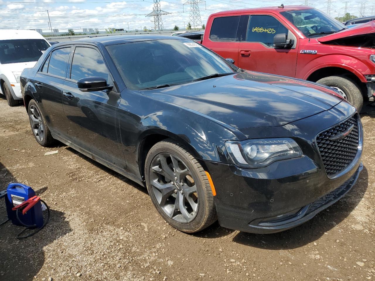 2023 Chrysler 300 S - Фото 4