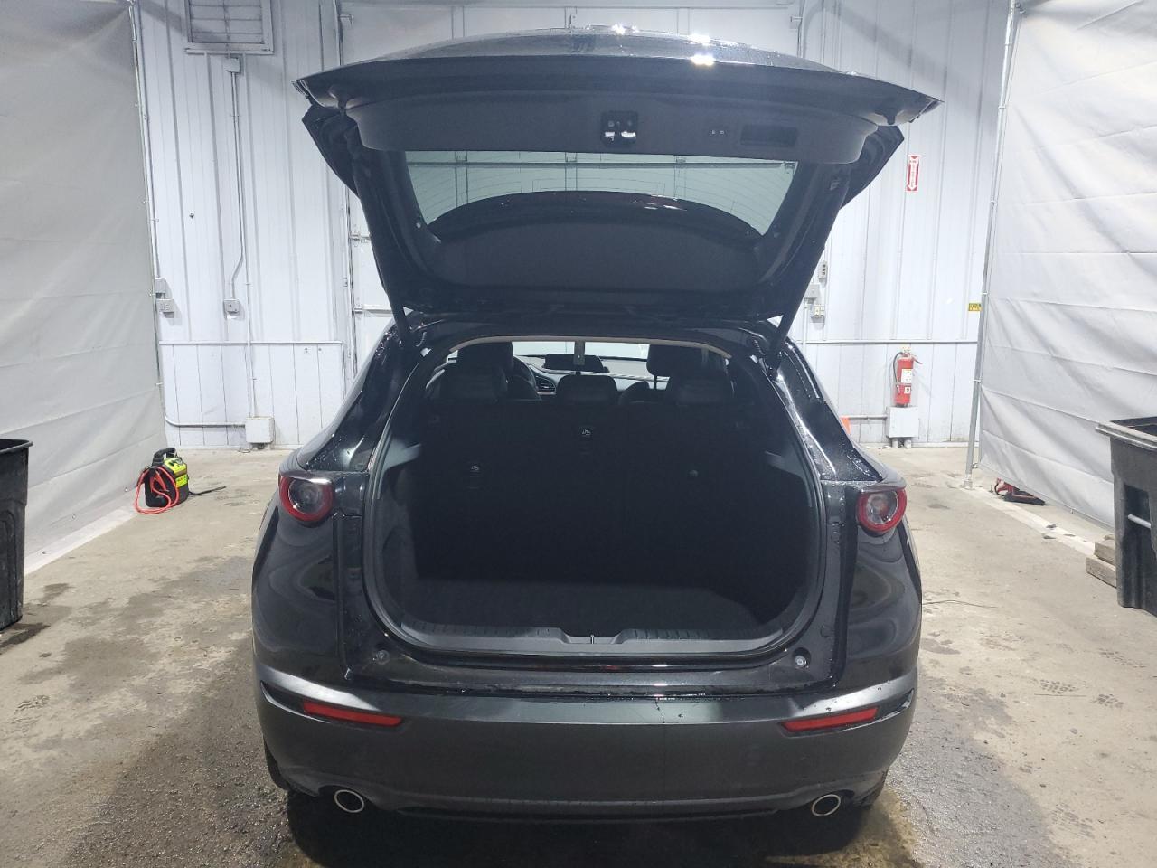 2025 Mazda Cx-30 Premium - Фото 6