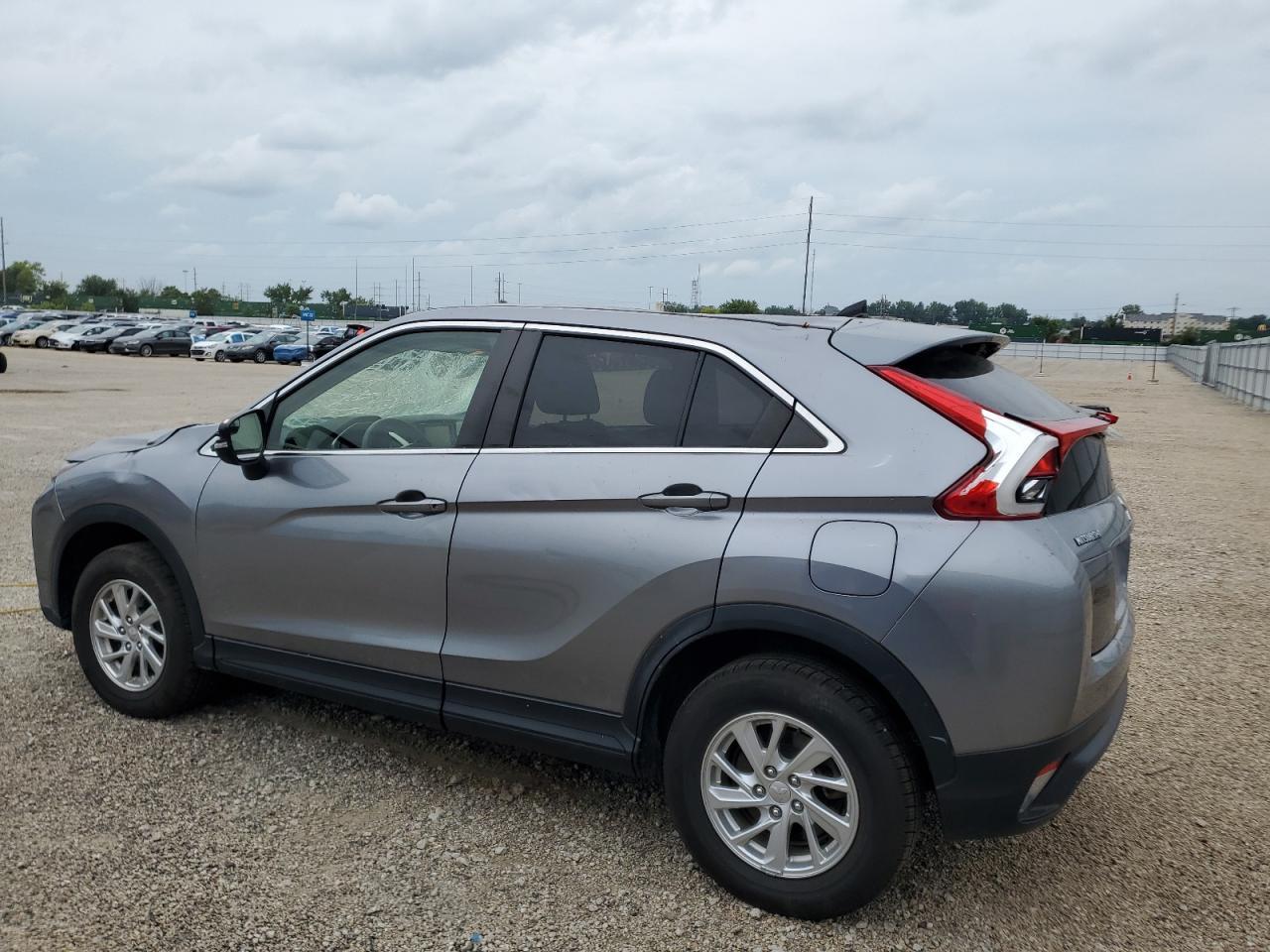 2019 Mitsubishi Eclipse Cross Es - Фото 2