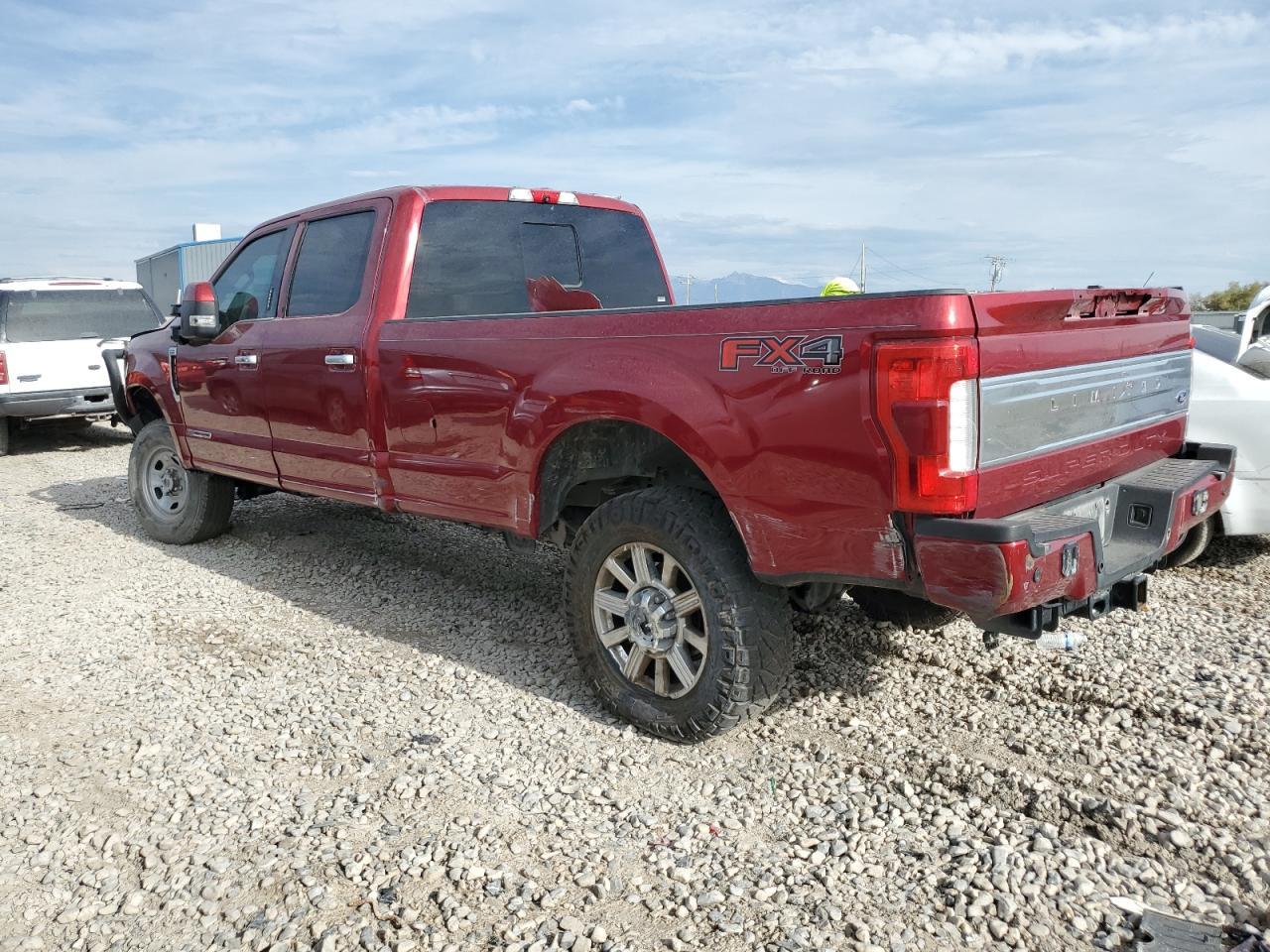 2019 Ford F350 Super Duty - Фото 2