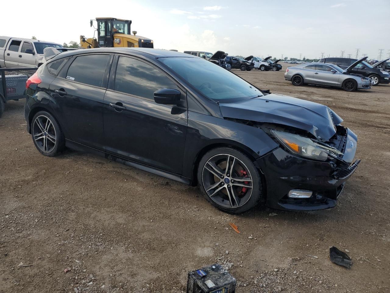 2017 Ford Focus St - Фото 4