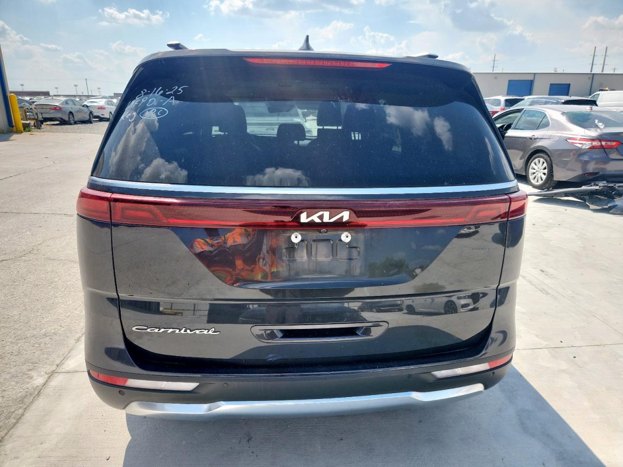 2022 Kia Carnival Sx Prestige - Фото 6